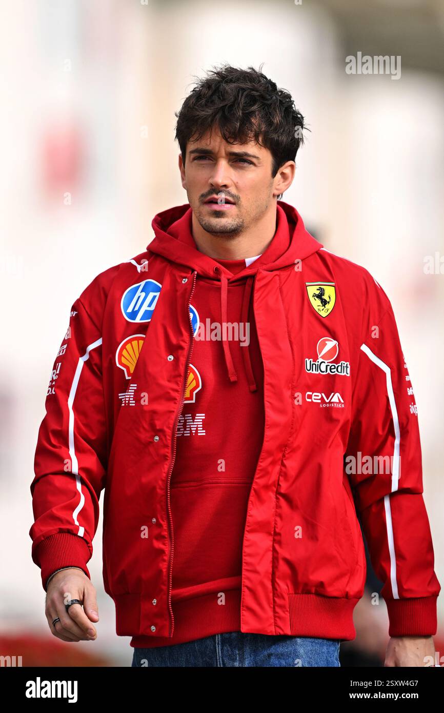 Sakhir, Bahrain. Februar 2025. Charles Leclerc (MON) Ferrari. 26.02.2025. Formel-1-Test, Sakhir, Bahrain, Tag 1. Quelle: James Moy/Alamy Live News Stockfoto