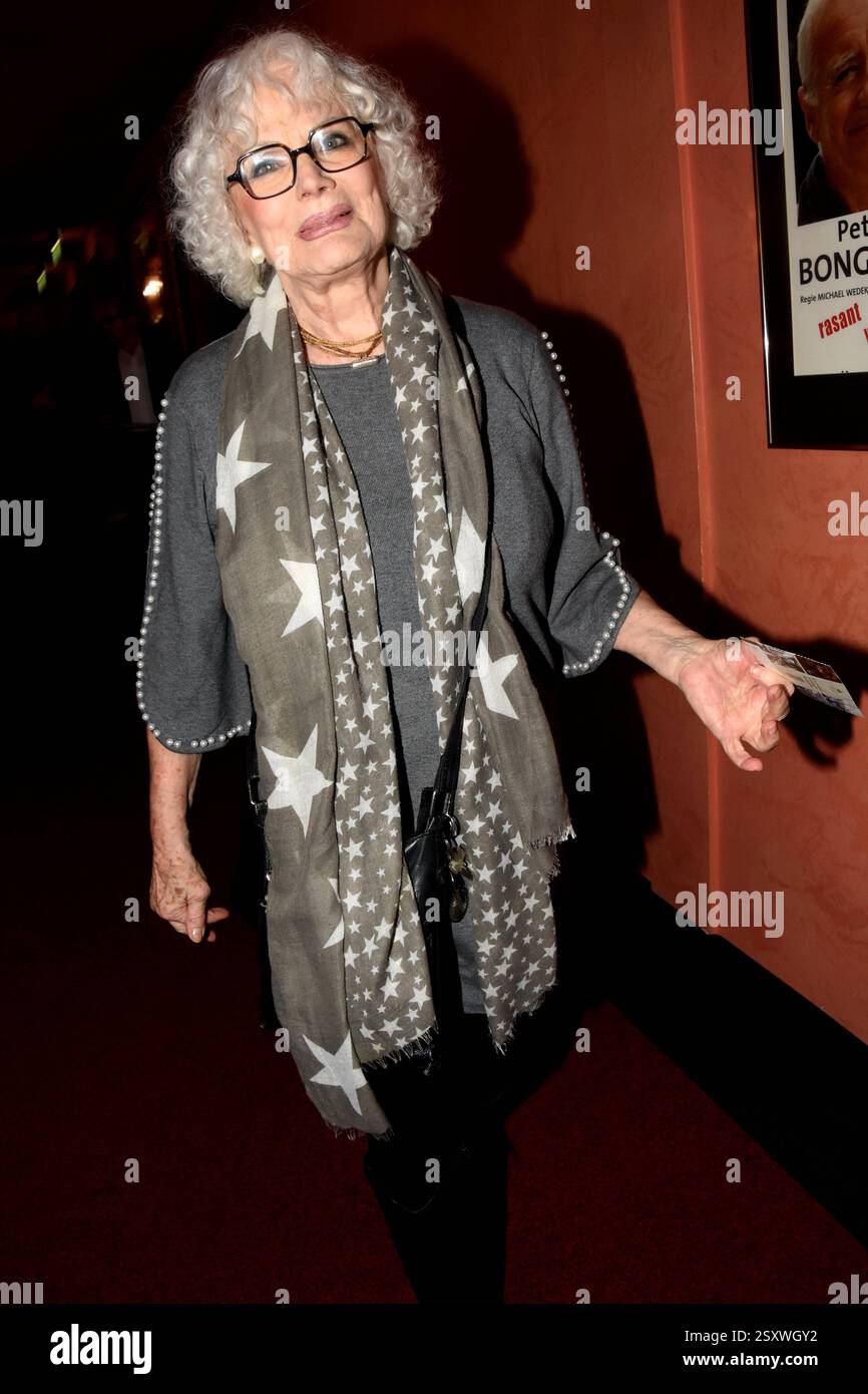Christiane Ruecker Schauspielerin München 25.02.2025 kleine Komoedie im ...