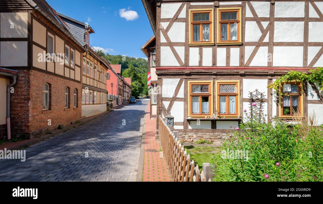 Stolberg, Deutschland – 26. August 2024: Die Stadt und die Straßen von Stolberg im Harz an einem sonnigen Augusttag. Stockfoto