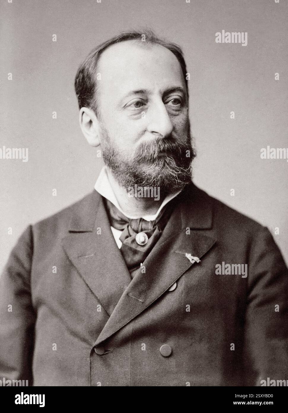 Camille Saint-Saëns. Porträtaufnahme des französischen Komponisten Charles-Camille Saint-Saëns (1835-1921) von Atelier Ignatz, 1880 Stockfoto