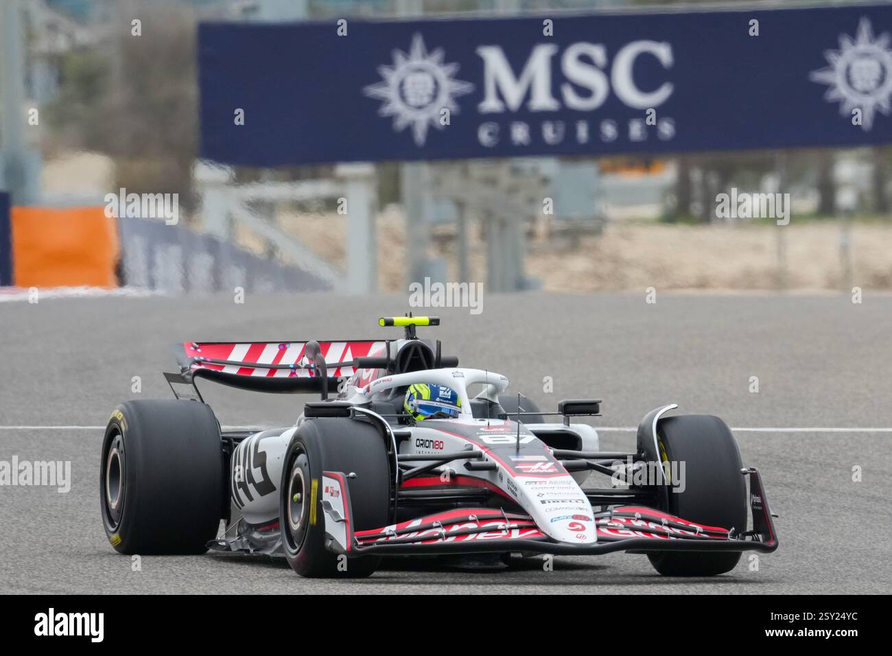 Sakhir, Bahrain. Februar 2025. Oliver Bearman, während des Formel-1-Tests auf dem Bahrain International Circuit. Quelle: Alessio Morgese / Emage / Alamy Live News Stockfoto
