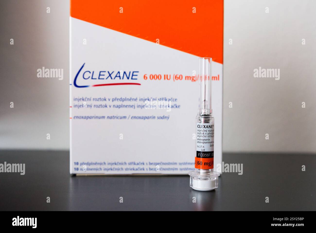 Prag, Tschechische republik - 12. Juni 2022. Clexane 60 mg Injektion gegen Thrombose Stockfoto