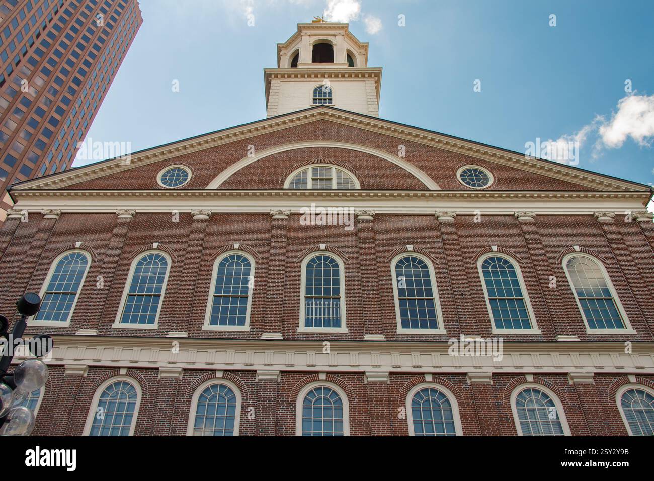 Das historische Backsteinhaus Faneuil Hall Marketplace am Freedom Trail, Boston, Massachusetts, USA Stockfoto