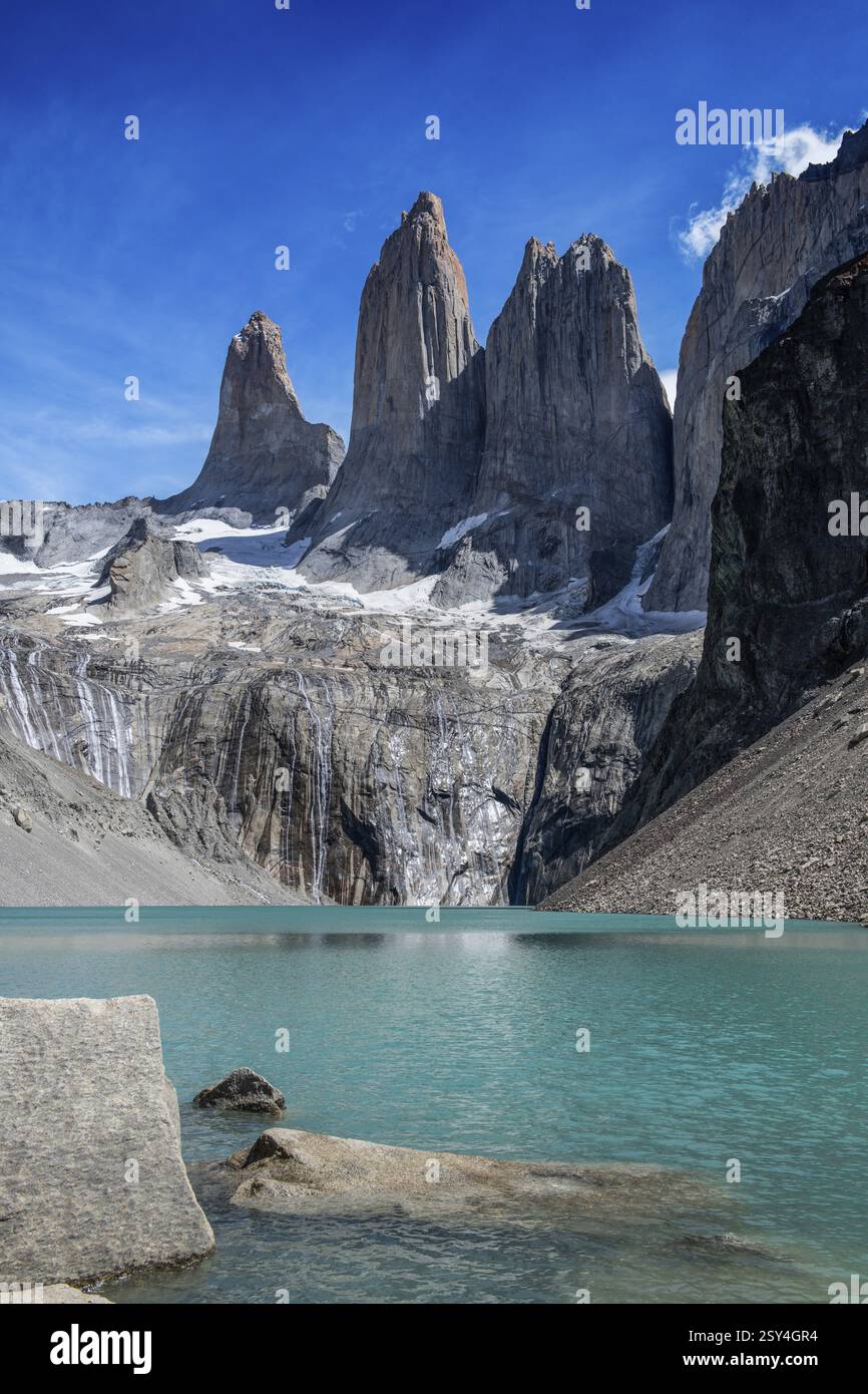 Blick vom Mirador de las Torres, Torres del Paine Nationalpark, Patagonien, Chile, Südamerika Stockfoto
