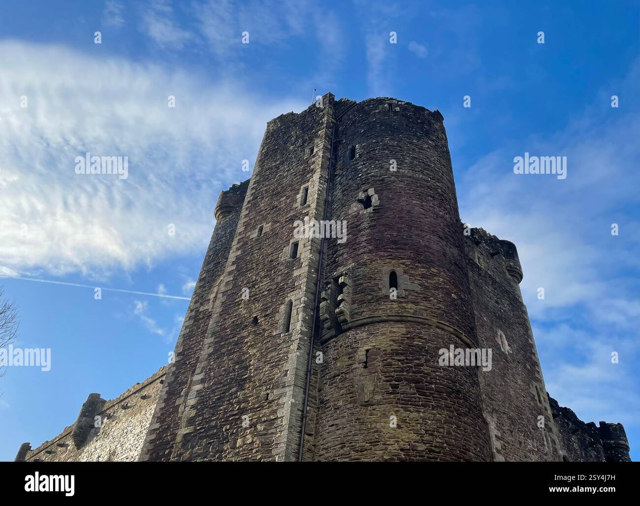 Sunny Doune Castle, Schottland - Smartphone-aufgenommenes Stockfoto