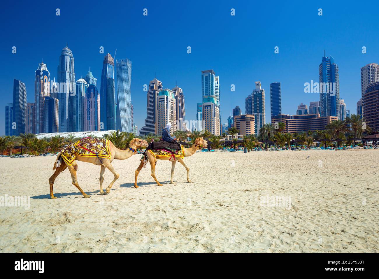 Dubai Marina VAE berühmt, schöne Fotos am Himmel Stockfoto