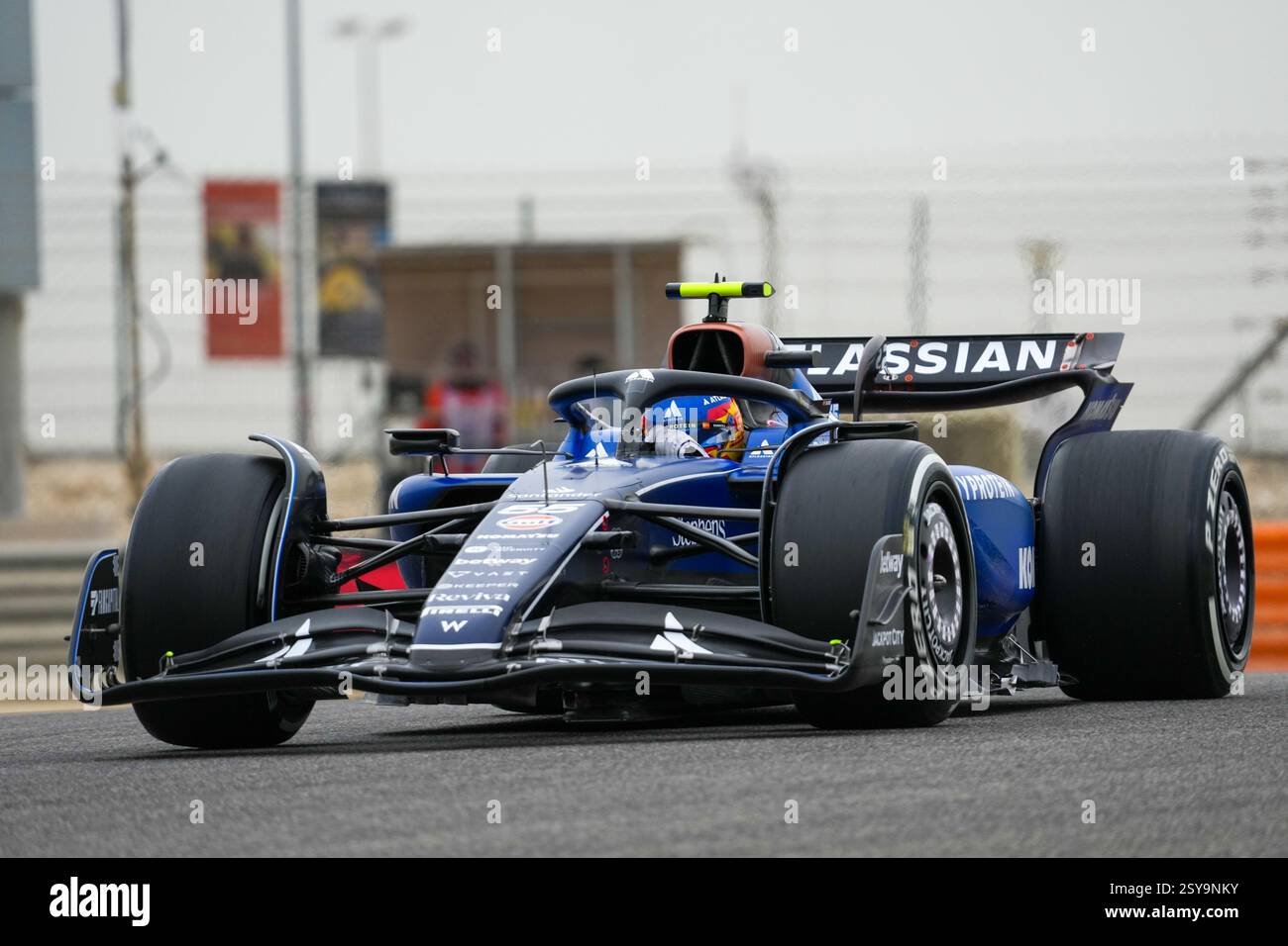 27.02.2025, Bahrain International Circuit, Sakhir, Formel-1-Test Bahrain 2025 , Carlos Sainz Jr. (ESP) - Williams Racing - Williams FW47 - Mercedes Stockfoto