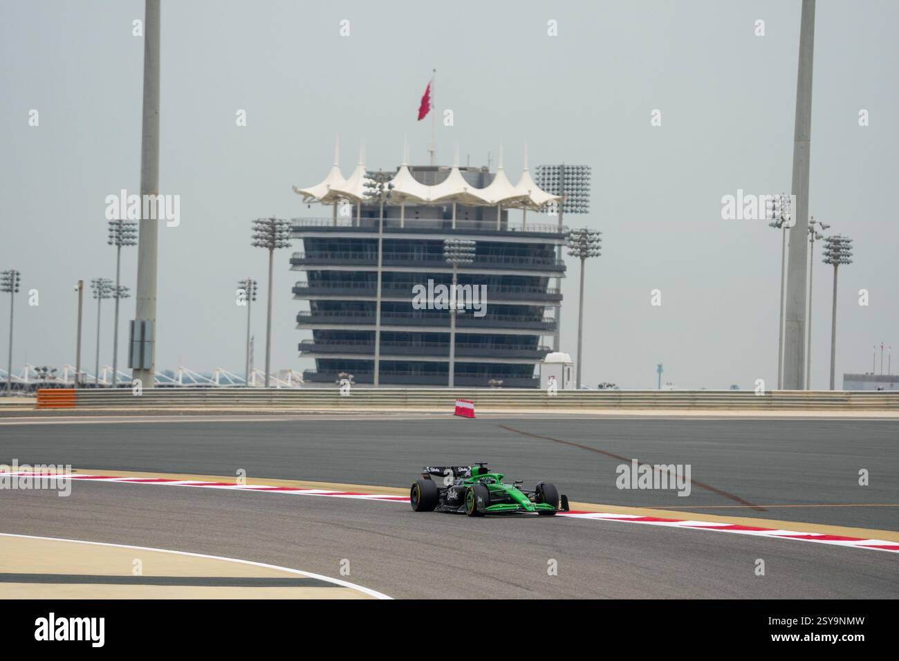 27.02.2025, Bahrain International Circuit, Sakhir, Formel 1 Test Bahrain 2025 , Nico Hulkenberg (DE) - Stake F1 Team sauber - sauber C45 - Ferrari Stockfoto