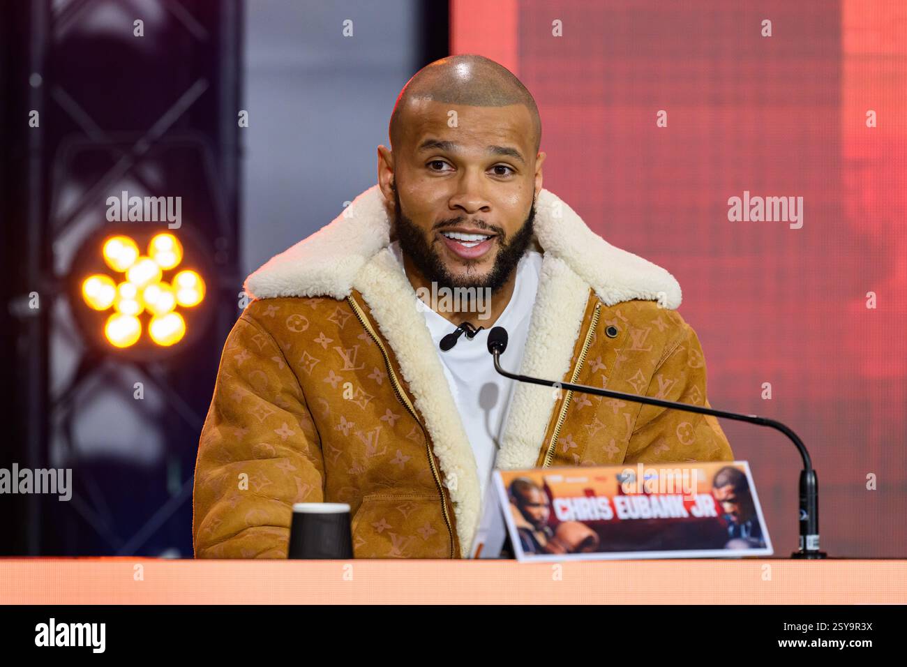 LONDON, VEREINIGTES KÖNIGREICH. Februar 25. Chris Eubank Jr während der Chris Eubank Jr vs Conor Benn Pressekonferenz im Tottenham Hotspur Stadium am Donnerstag, 27. Februar 2025 in LONDON, ENGLAND. Quelle: Taka G Wu/Alamy Live News Stockfoto