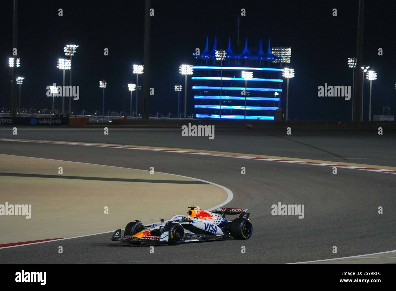 27.02.2025, Bahrain. , . International Circuit, Sakhir, Formel-1-Test Bahrain 2025, hadjar (Foto: Alessio de Marco/SIPA USA) Credit: SIPA USA/Alamy Live News Stockfoto