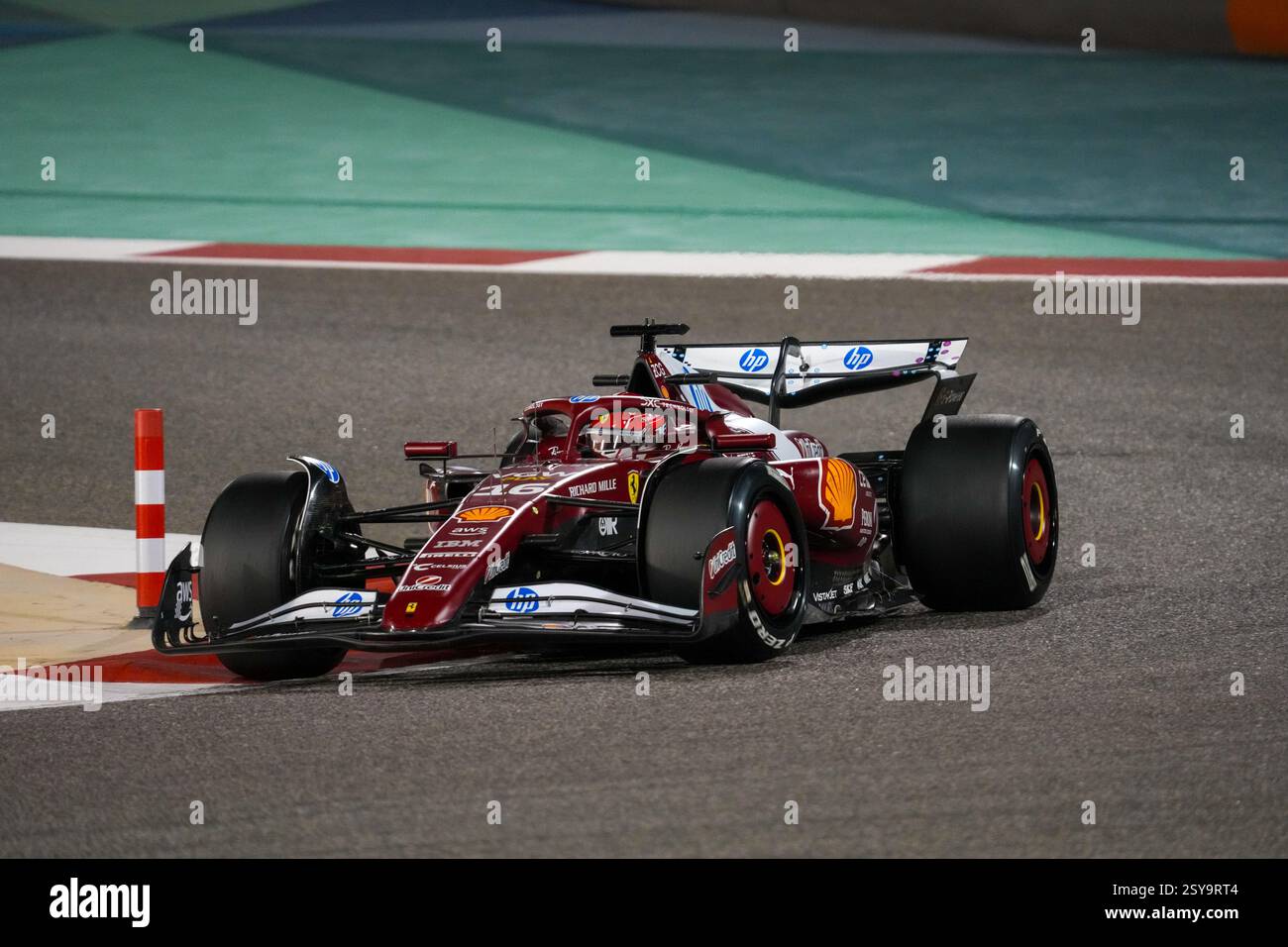 27.02.2025, Bahrain. , . International Circuit, Sakhir, Formel-1-Test Bahrain 2025 Charles Leclerc (MON) - Scuderia Ferrari - Ferrari SF-25 - Ferrari (Foto: Alessio de Marco/SIPA USA) Credit: SIPA USA/Alamy Live News Stockfoto