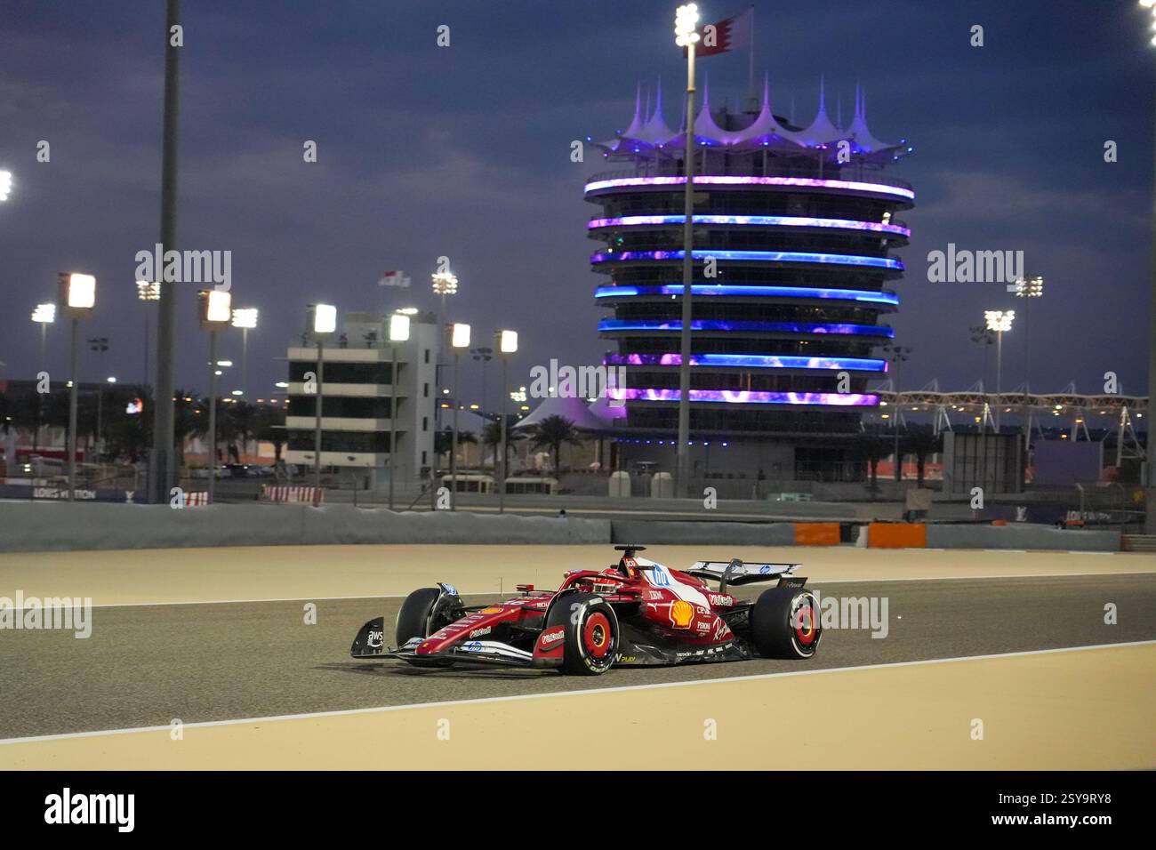 27.02.2025, Bahrain. , . International Circuit, Sakhir, Formel-1-Test Bahrain 2025 Charles Leclerc (MON) - Scuderia Ferrari - Ferrari SF-25 - Ferrari (Foto: Alessio de Marco/SIPA USA) Credit: SIPA USA/Alamy Live News Stockfoto