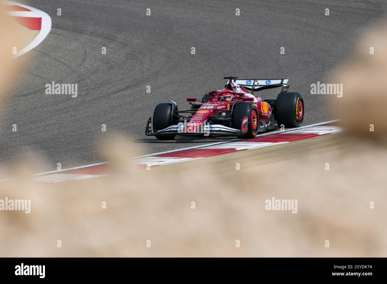Sakhir, Bahrain. Februar 2025. Charles Leclerc, während des Formel-1-Tests auf dem Bahrain International Circuit. Quelle: Alessio Morgese / Emage / Alamy Live News Stockfoto