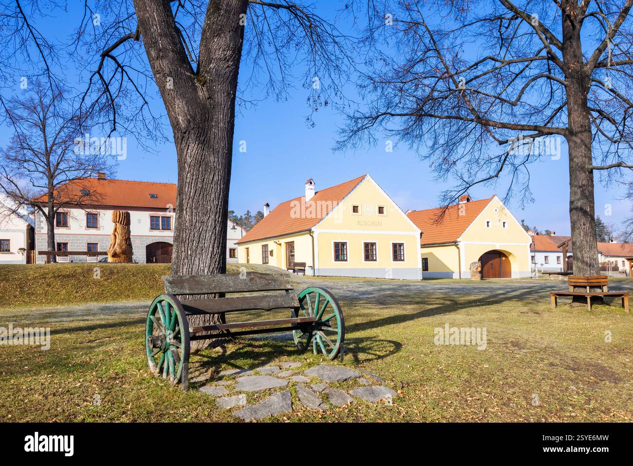 Vesnice Holasovice (UNESCO), selske baroko 19. stol., Jizni Cechy, Ceska Republika/Holasovice Dorf (UNESCO), Südböhmen, Tschechische Republik Stockfoto