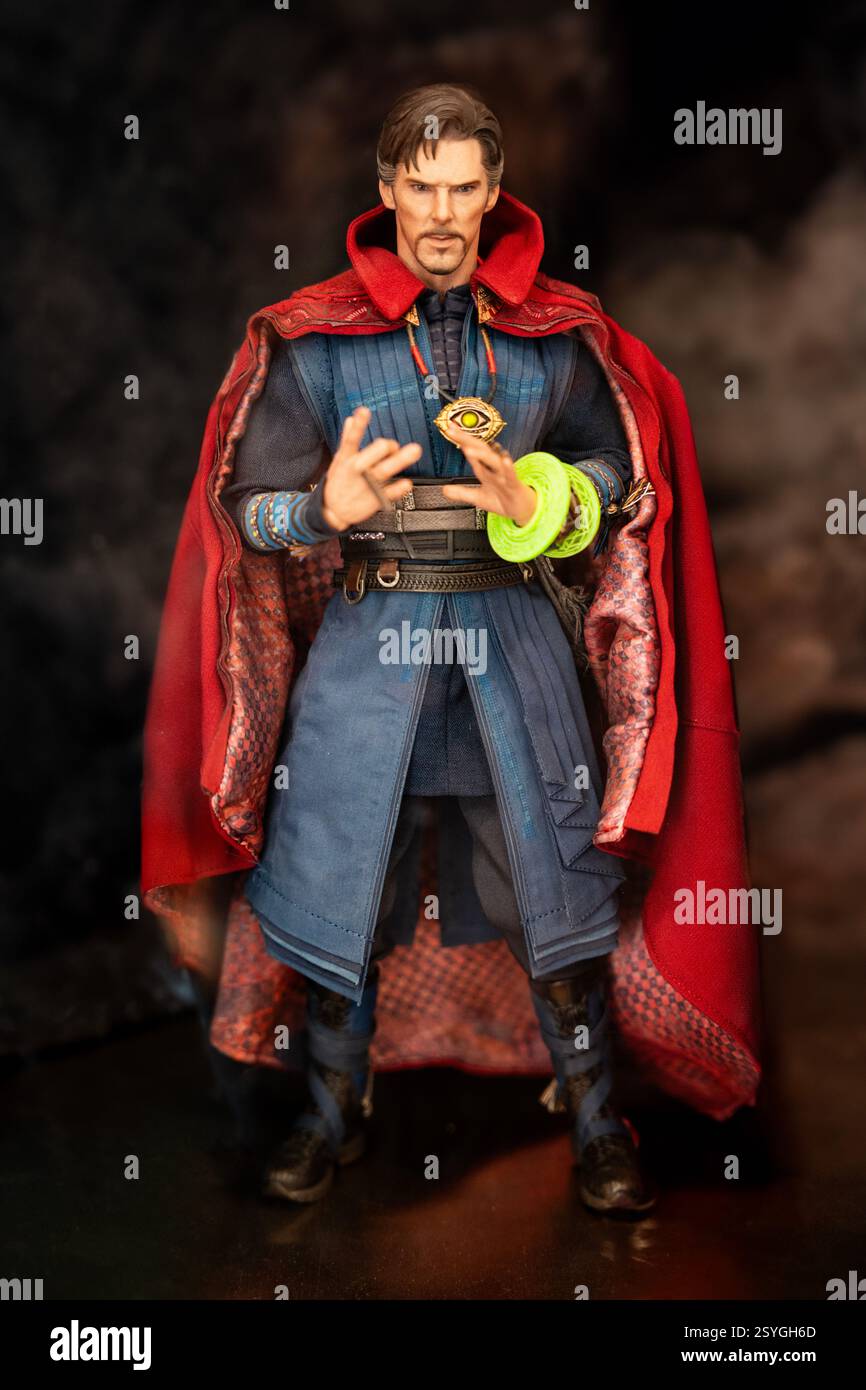 Bangkok Thailand - 20. Februar 2025: Doctor Strange aus dem Film Avengers Infinity. Doctor Strange ist ein US-amerikanischer Superheldenfilm, der auf dem Marvel basiert Stockfoto