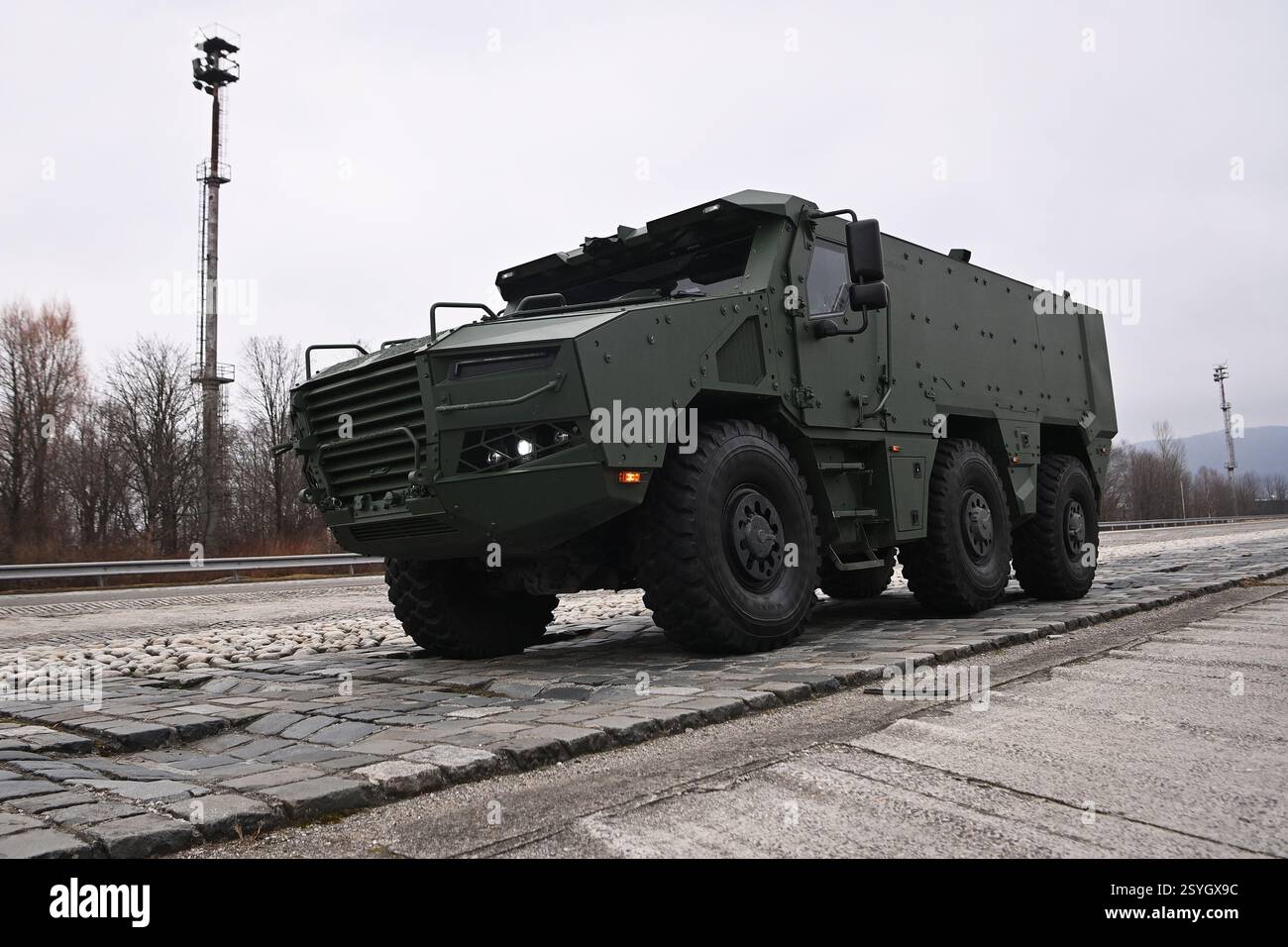 Koprivnice, Tschechische Republik. Februar 2025. Präsentation des Panzerfahrzeugs Tatra Defence TADEAS 6x6 in Koprivnice, Tschechische Republik, 26. Februar 2025. Quelle: Jaroslav Ozana/CTK Photo/Alamy Live News Stockfoto