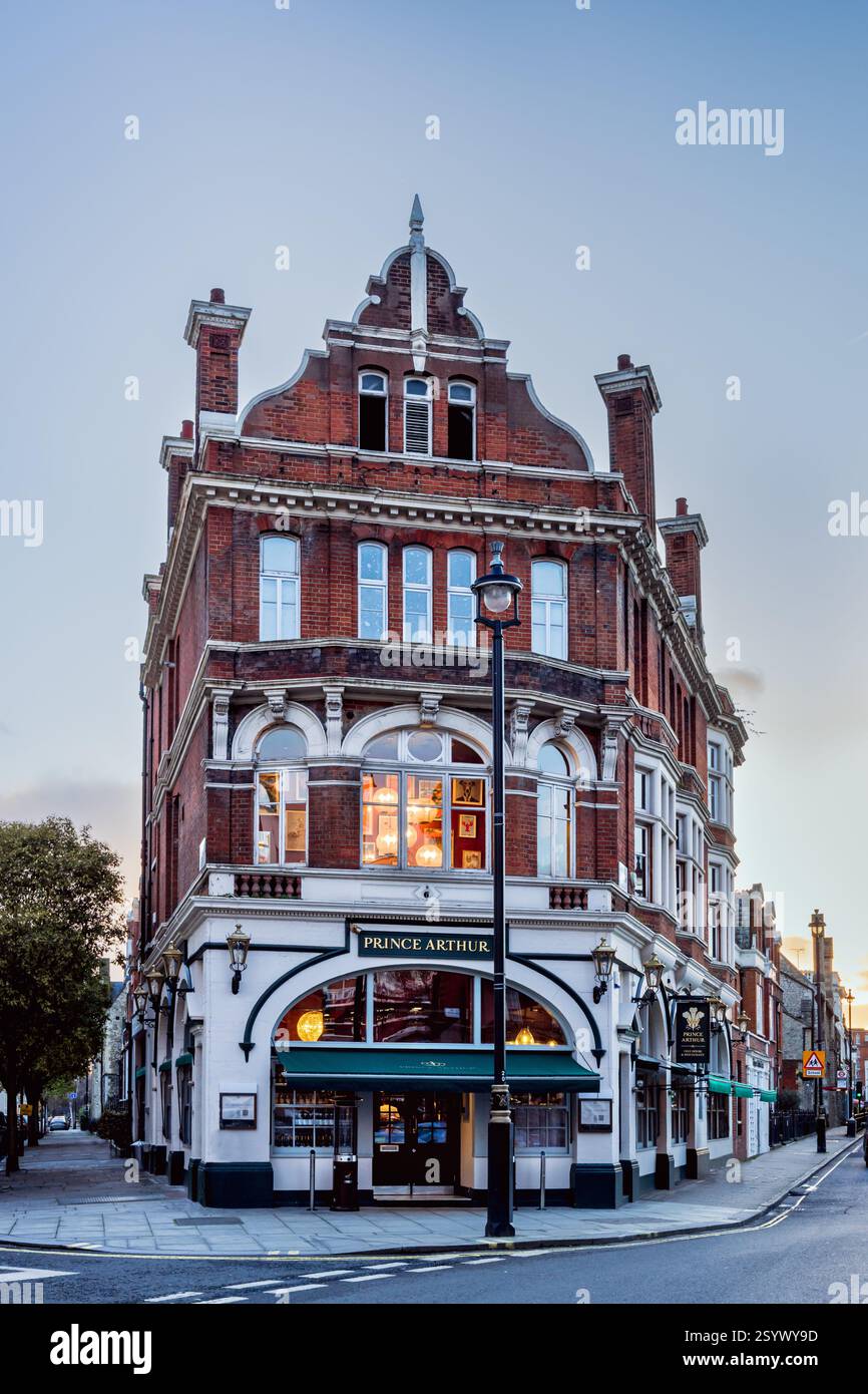 Der Prinz Arthur, ein Gastropub im Herzen von Belgravia, London Stockfoto