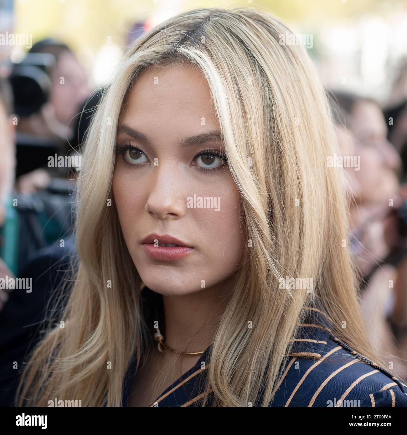 Paris, Frankreich. Oktober 2023. Eileen Feng Gu bei der Louis Vuitton Womenswear Spring/Summer 2024 Show im Rahmen der Paris Fashion Week auf der PARIS FASHION WEEK - 02. OKTOBER 2023 Credit: Jacques Julien/Alamy Live News Credit: Jacques Julien/Alamy Live News Stockfoto