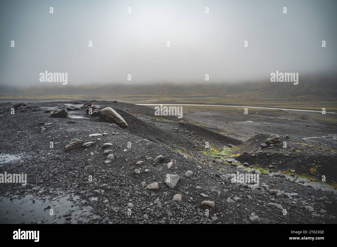 Island Landschaft am Solheimajokull Gletscher bei regnerischem Wetter Stockfoto