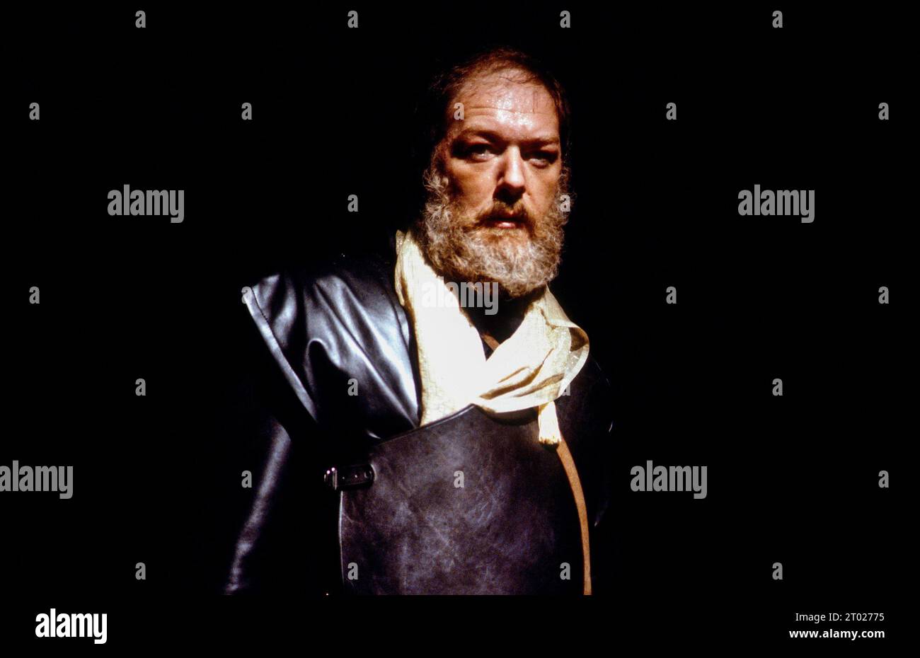 Michael Gambon (Mark Antony) in ANTONY UND KLEOPATRA von Shakespeare at the Other Place, Royal Shakespeare Company (RSC), Stratford-upon-Avon, England 13/10/1982 Design: Nadine Baylis Beleuchtung: Leo Leibovici Regisseur: Adrian Noble Stockfoto