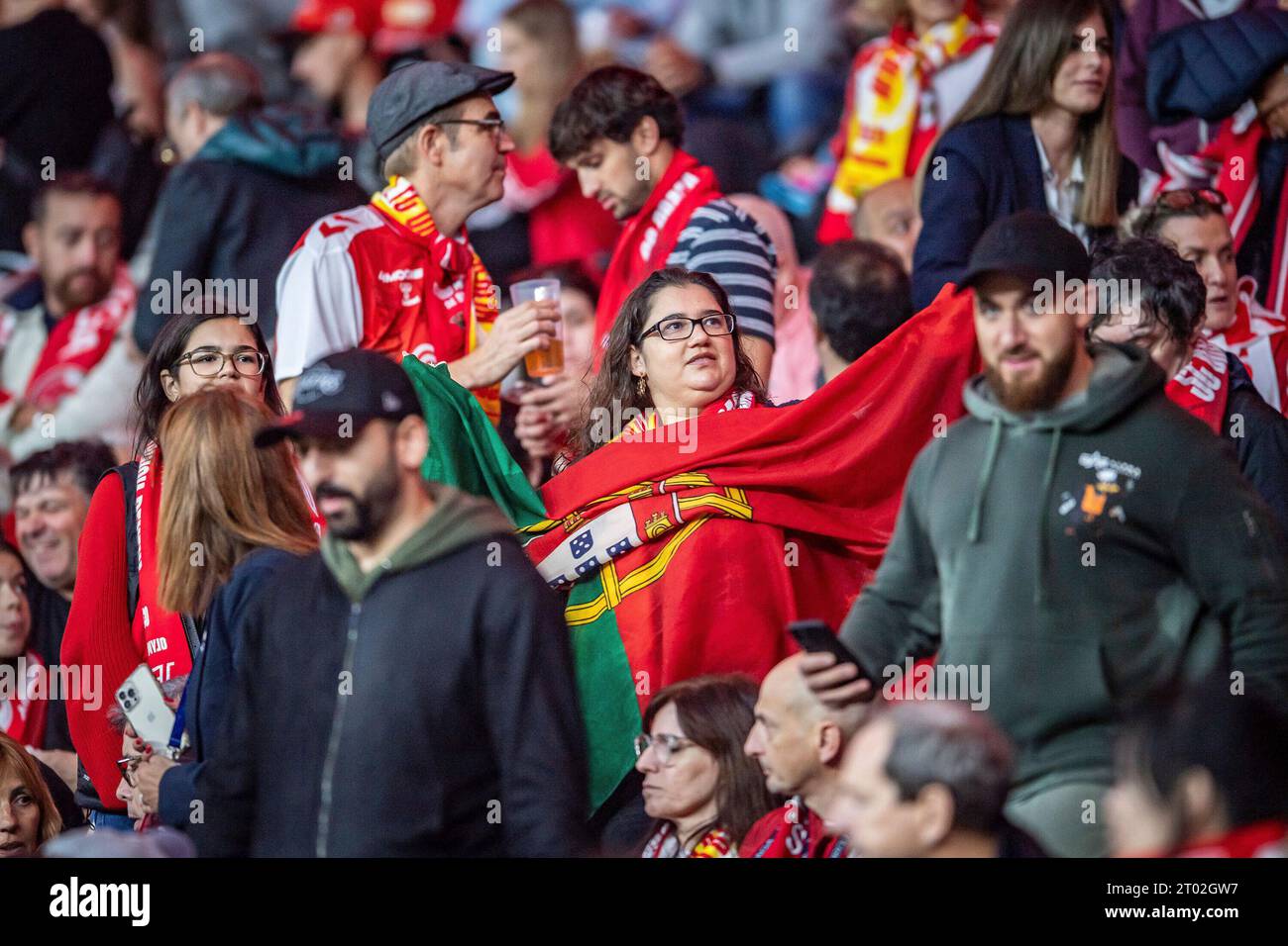 Portugiesische Sporting Braga Fans im Stadion UEFA Champions Leaguel: 1. FC Union Berlin gegen Sporting Braga, Olympiastadion, Berlin, 03.10.2023 Stockfoto