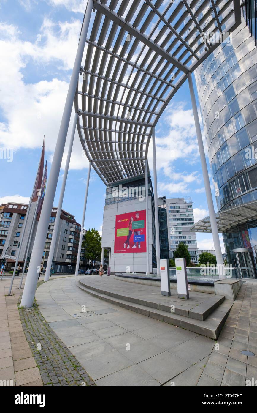 Westenergie Tower, ehemals RWE Tower, Büroturm, Architekt Ingenhoven Overdiek Kahlen & Partner, Essen, Ruhrgebiet, Nordrhein-Westfalen, Deutschland Stockfoto