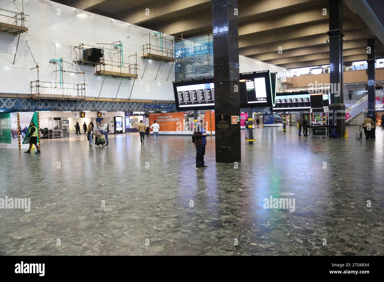 London, Vereinigtes Königreich. Oktober 2023. Euston Station ist unheimlich verlassen an dem Tag, an dem die gewerkschaft zum Streik aufgerufen hat. Quelle: Uwe Deffner/Alamy Live News Stockfoto