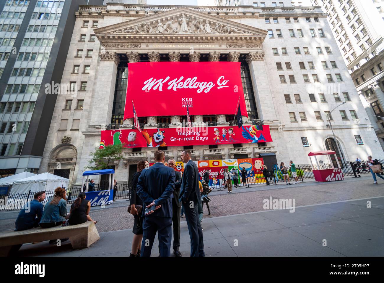 Die Fassade der New Yorker Börse ist am Dienstag, den 3. Oktober 2023 für die WK Kellogg Co. Dekoriert, die von der Kellogg Co. Abgespalten wurde, die sich in Kellanova umbenannte. (© Richard B. Levine) Stockfoto