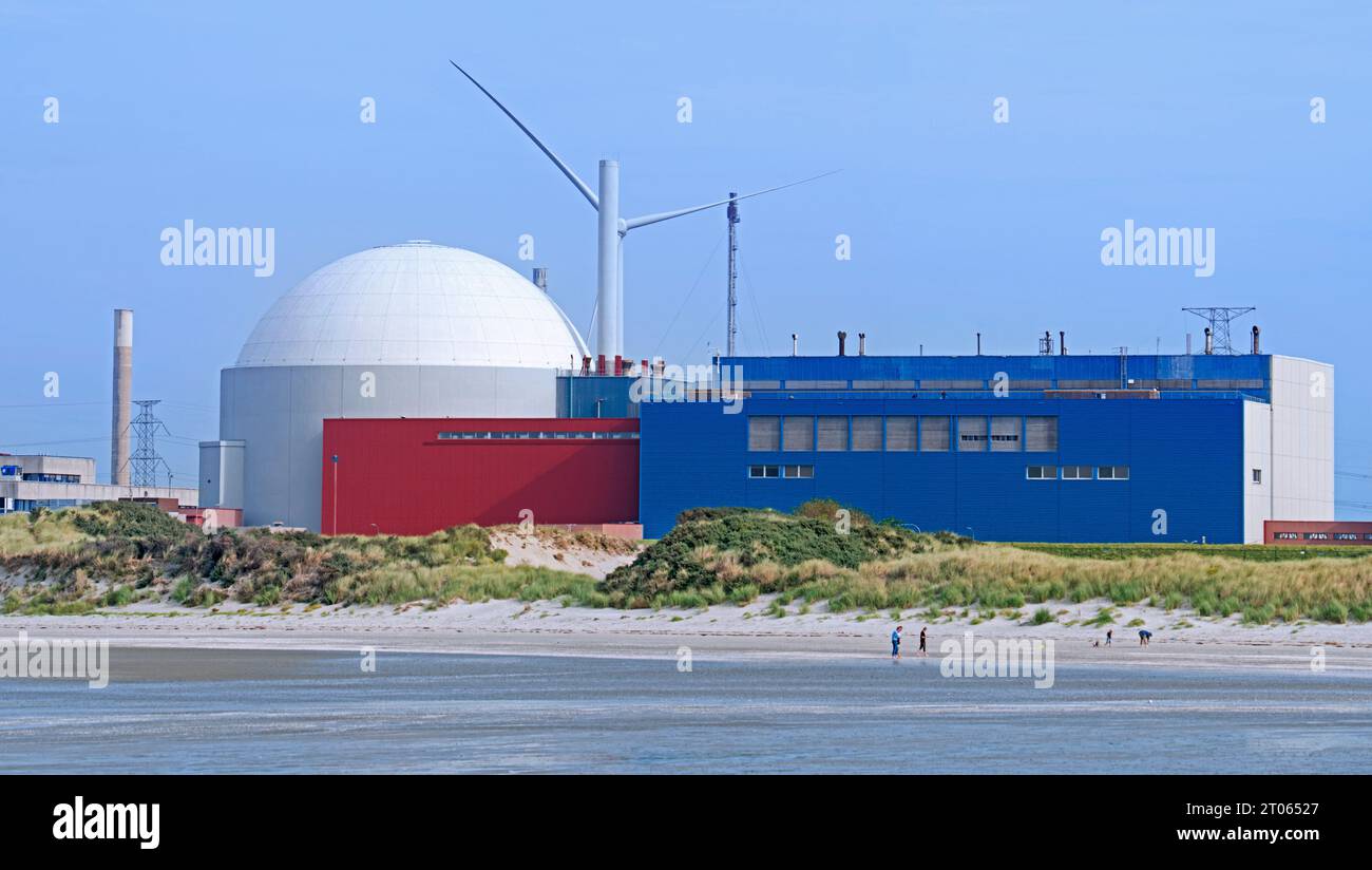 Kernkraftwerk Borssele mit Druckwasserreaktor (PWR), einziges Kernkraftwerk zur Stromerzeugung in den Niederlanden in Zeeland Stockfoto