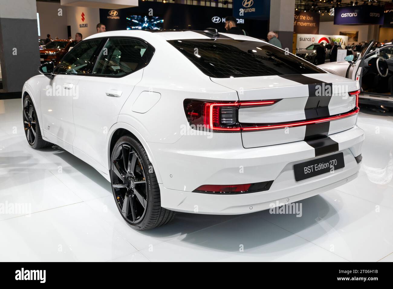 Der elektrische Sportwagen Polestar 2 BST Edition 270 auf der Brüsseler Autosalon European Motor Show. Brüssel, Belgien - 13. Januar 2023. Stockfoto