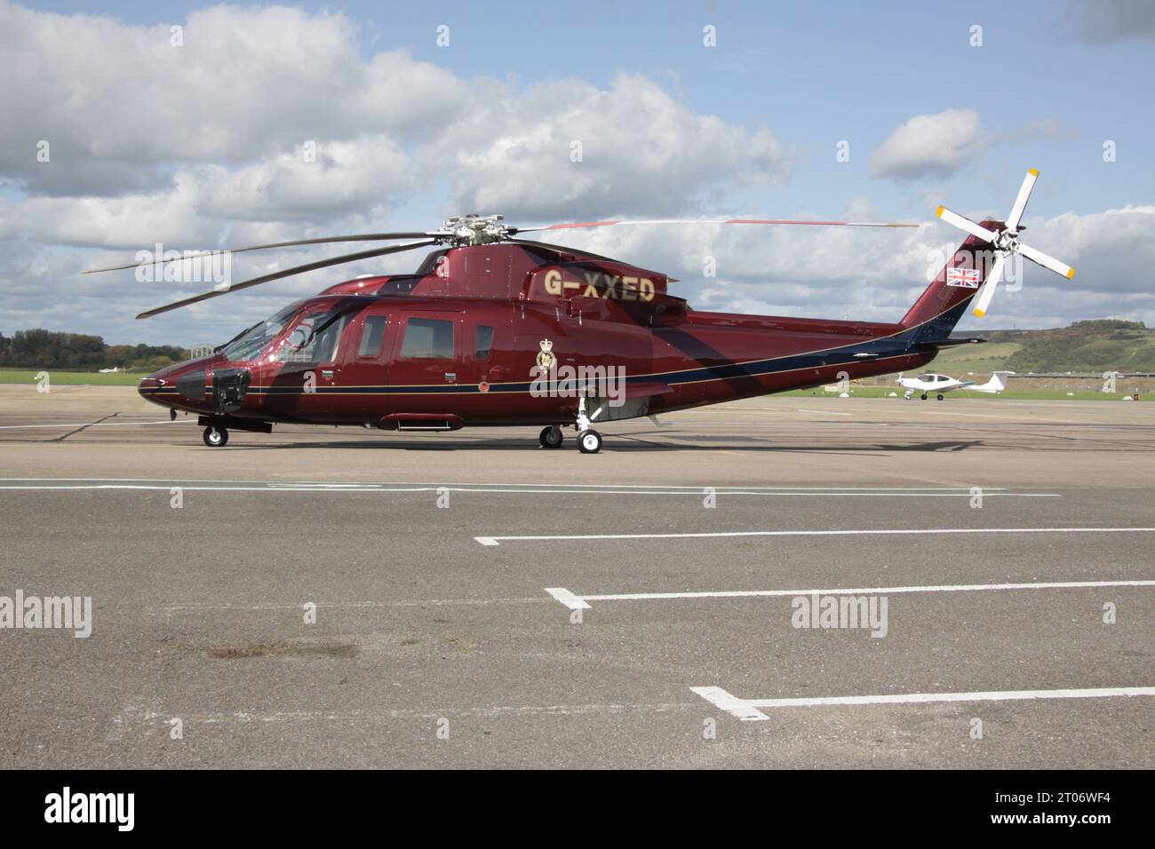 Eine Sikorsky S-76 des King's Helicopter Flight oder Royal Flight am Brighton City Airport Stockfoto