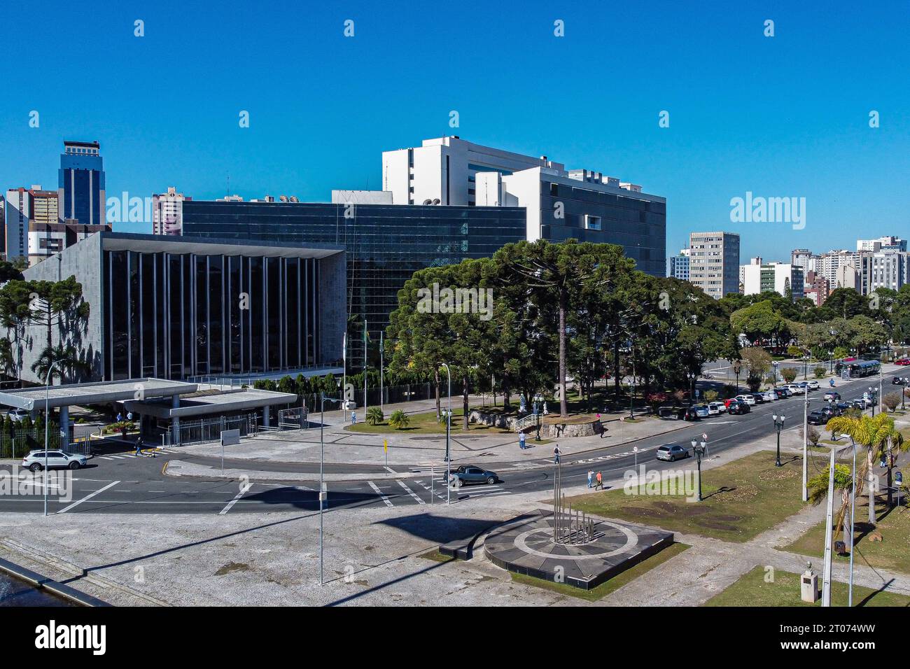 Gesetzgebende Versammlung von Paraná, Sitz der staatlichen Gesetzgebungsmacht, Ort der Schaffung der staatlichen Gesetze, mit seiner charakteristischen Architektur und befindet sich Stockfoto