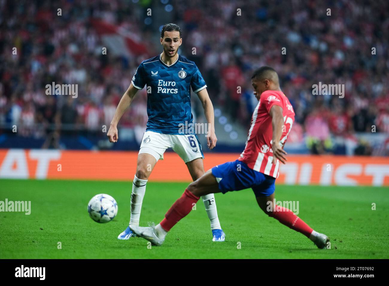 Ramiz Zerrouki von Feyenord während des UEFA Champions League-Spiels zwischen Atletico de Madrid und Feyenoord im Estadio Civitas Metropolitano auf OC Stockfoto