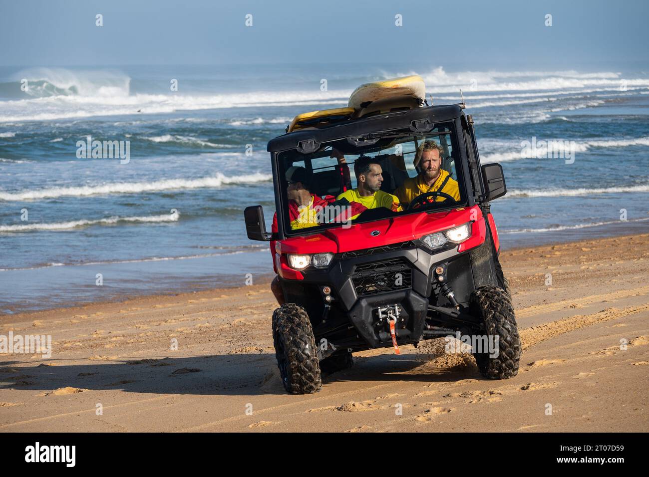Die Rettungsschwimmer des Quiksilver Festivals wurden in Capbreton, Hossegor und Seignosse gefeiert. 20 der besten Surfer der Welt wurden von Jeremy Flor ausgewählt Stockfoto