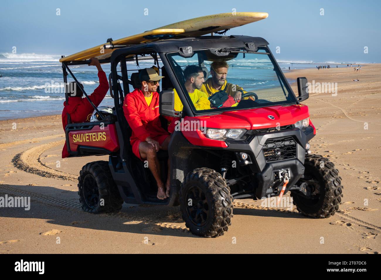 Die Rettungsschwimmer des Quiksilver Festivals wurden in Capbreton, Hossegor und Seignosse gefeiert. 20 der besten Surfer der Welt wurden von Jeremy Flor ausgewählt Stockfoto