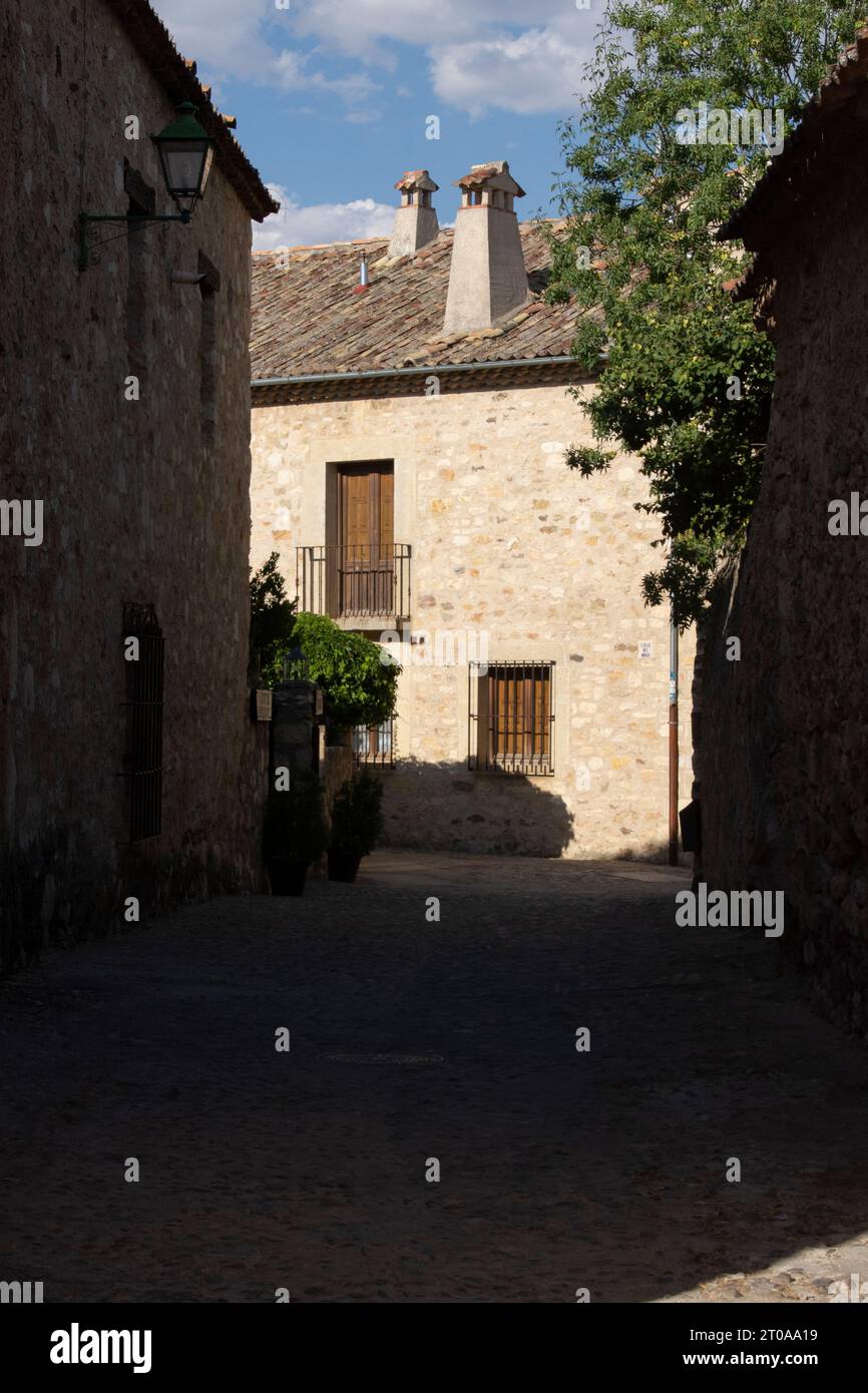 Calles y casas de Pedraza, Segovia Stockfoto