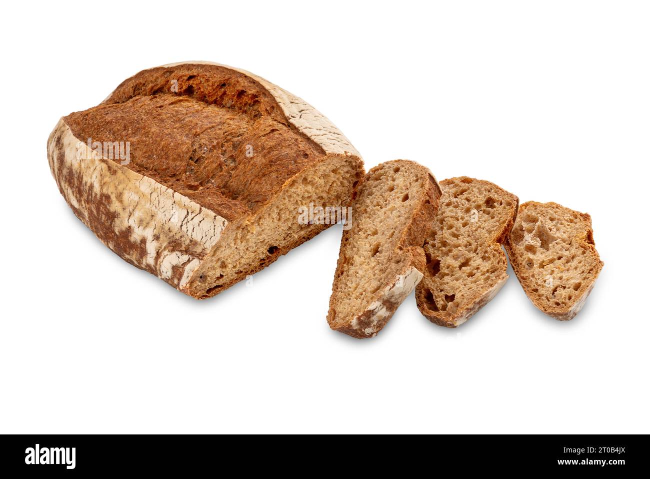 Brot aus Vollkornmehl mit Scheiben, typisches Brot aus Piemont, Italien, isoliert auf weiß mit Schnittpfad im Preis inbegriffen Stockfoto