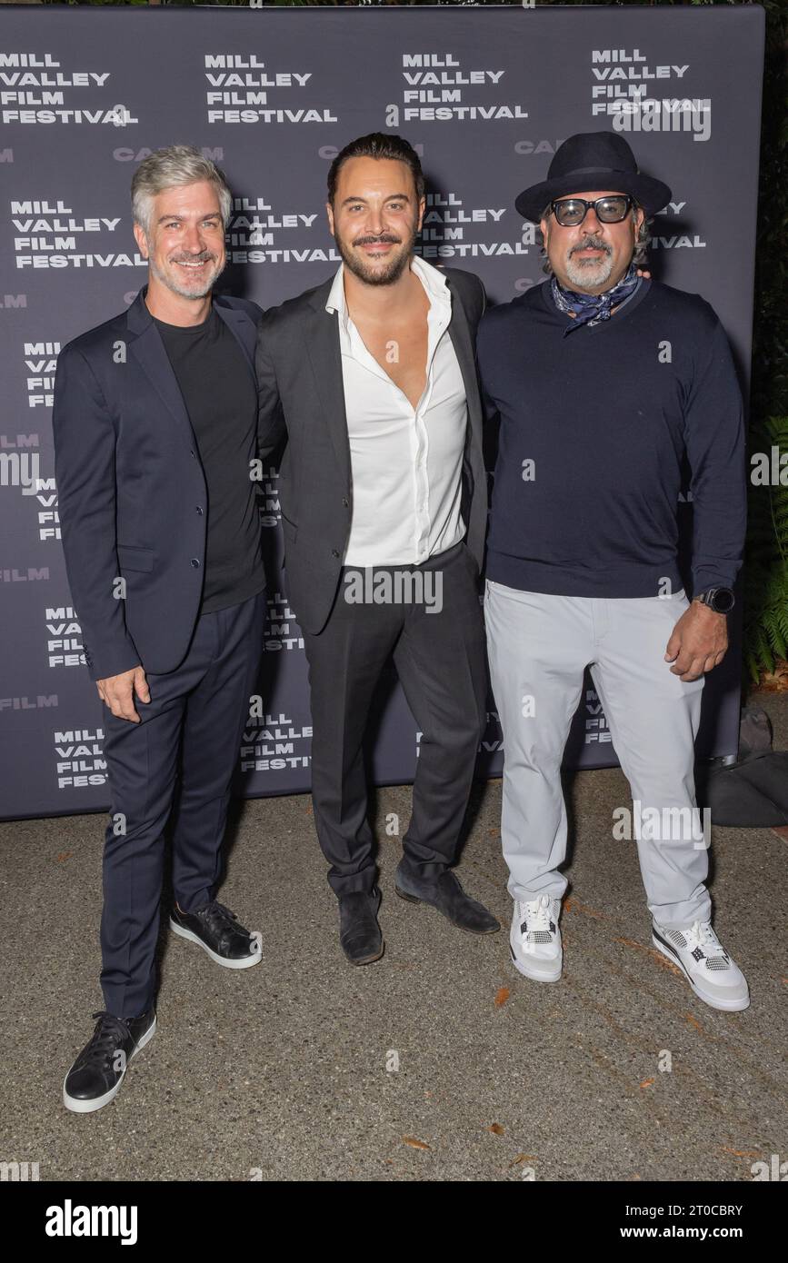 Mill Valley, USA. Oktober 2023. Peter Simonite, Jack Huston und Jai Stefan kommen am 5. Oktober 2023 zur Premiere des „Day of the Fight“ des Mill Valley Film Festivals 2023 im Outdoor Art Club in Mill Valley, Kalifornien. Foto: Picture Happy Photos/imageSPACE für MVFF Credit: Imagespace/Alamy Live News Stockfoto