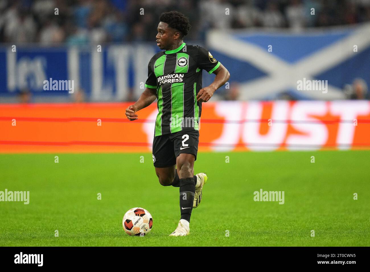 Marseille, Marseille. Oktober 2023. Tariq Lamptey aus Brighton Hove Albion spielte am 5. Oktober 2023 im Stade Velodrome in Marseille, Frankreich, während des UEFA Europa League-Spiels zwischen Olympique Marseille und Brighton Hove Albion (Gruppe B, Datum 2). (Foto: Bagu Blanco/PRESSINPHOTO) Credit: PRESSINPHOTO SPORTS AGENCY/Alamy Live News Stockfoto