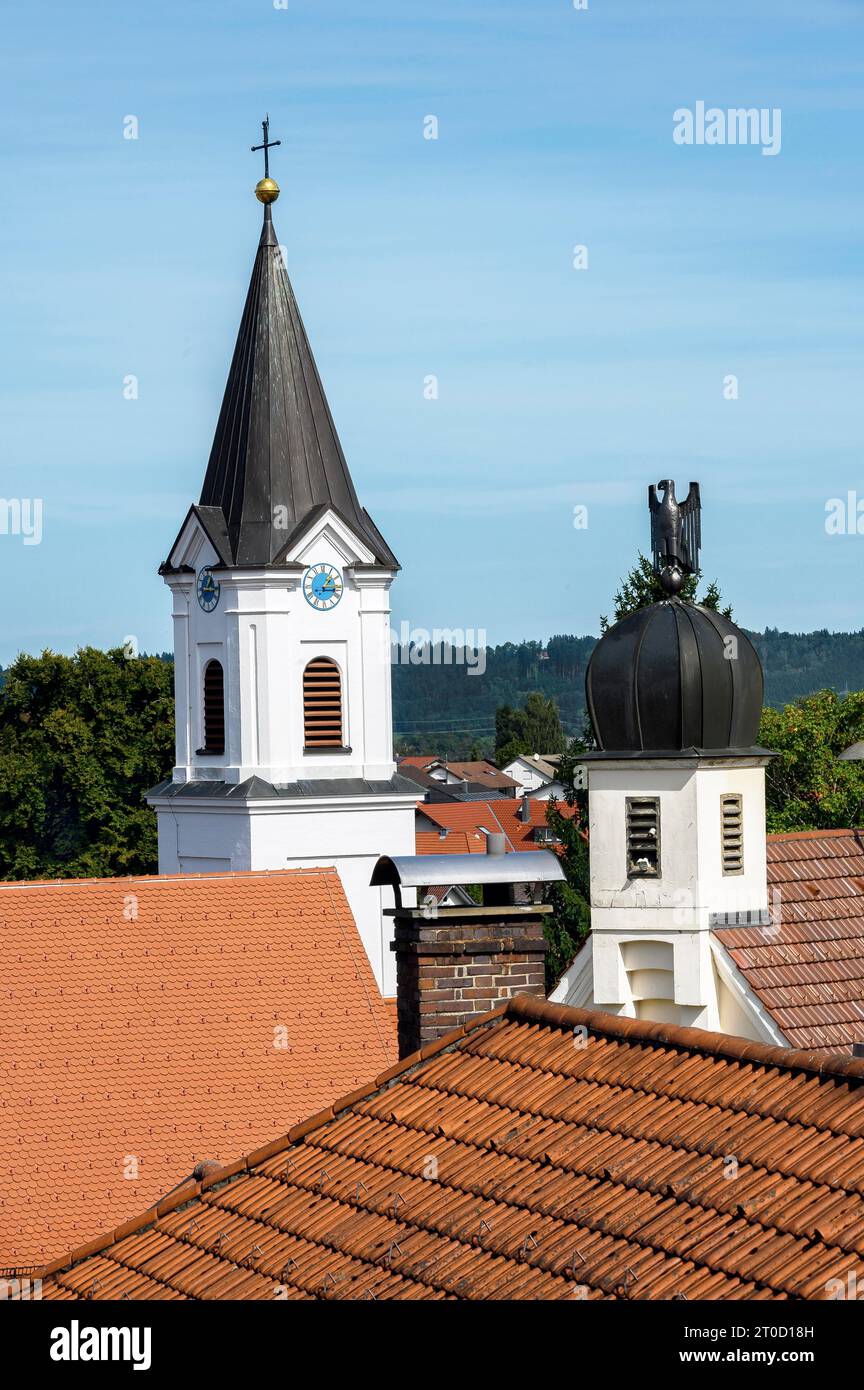 Spitalkirche und Rathausturm, Bad Groenenbach, Bayern, Deutschland Stockfoto