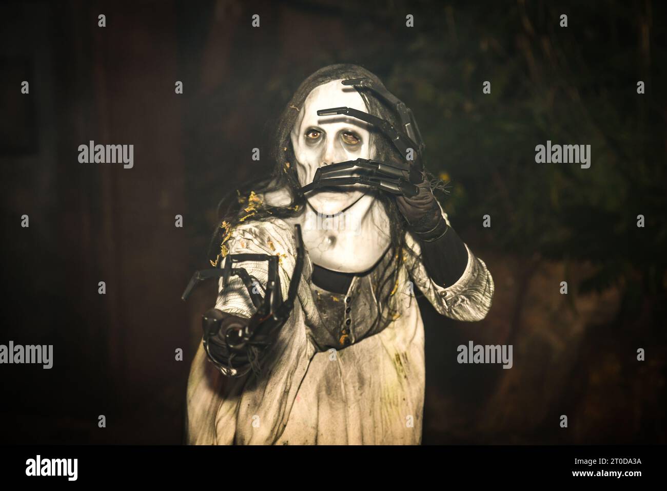 Staines, Großbritannien. Oktober 2023. VIP- und Pressestart für Thorpe Park Fright Nights Scare Event. Autor: Thomas Faull/Alamy Live News Stockfoto