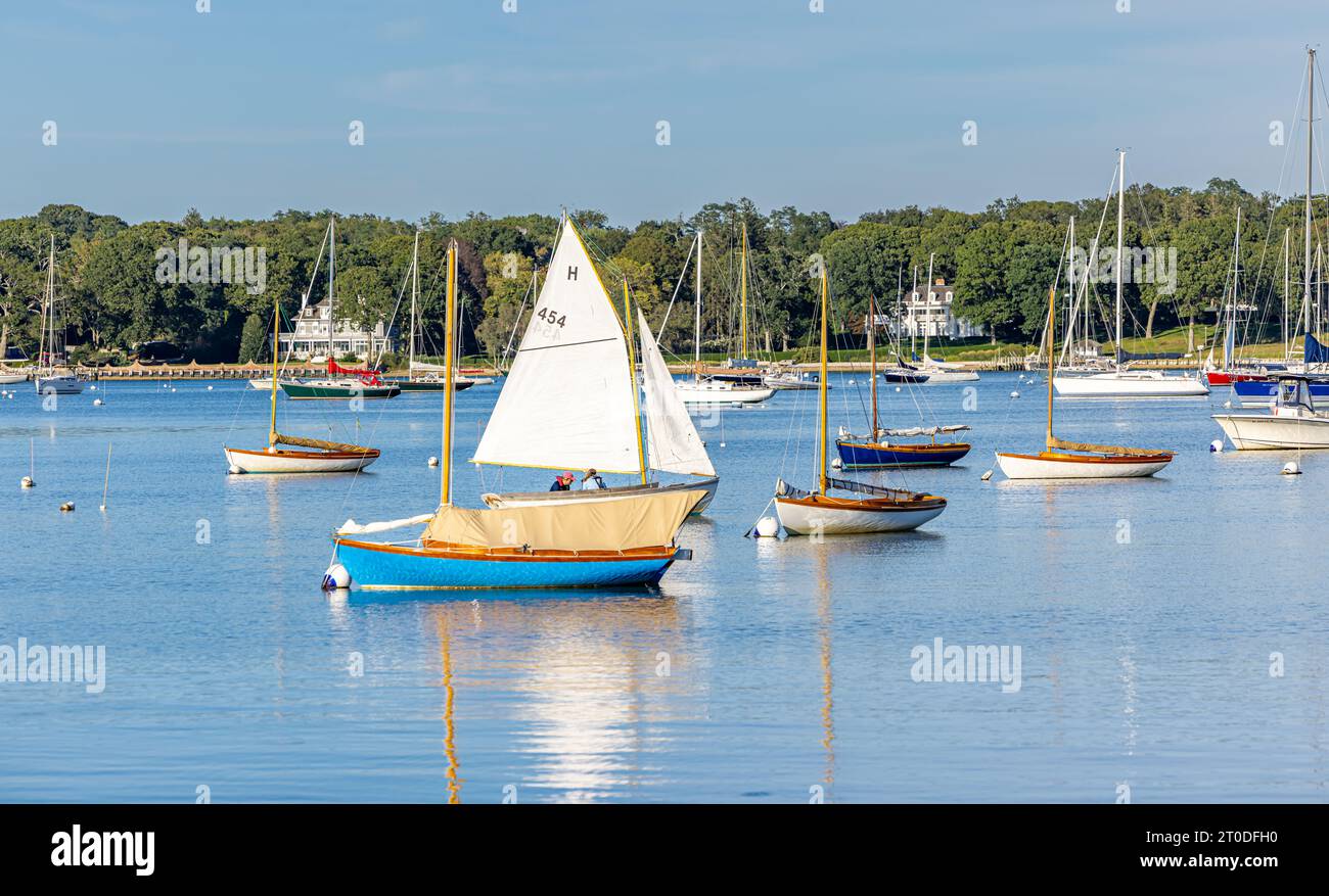 Boote auf dem Festmachen im Hafen von Ding, Shelter Island, ny Stockfoto