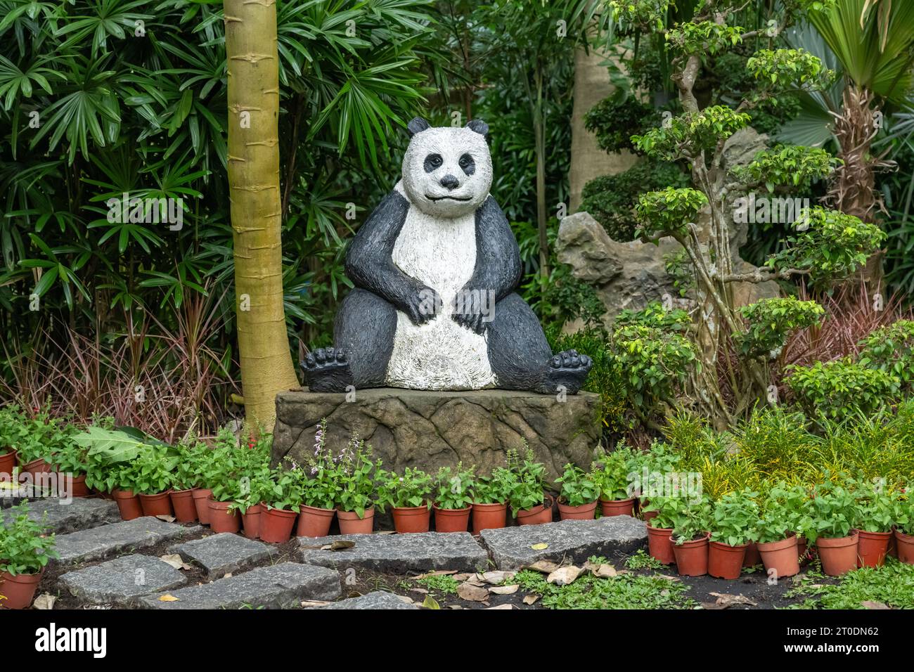 Die Panda Statue im Saigon Zoo und Botanical Garden, Ho Chi Minh City, Vietnam Stockfoto