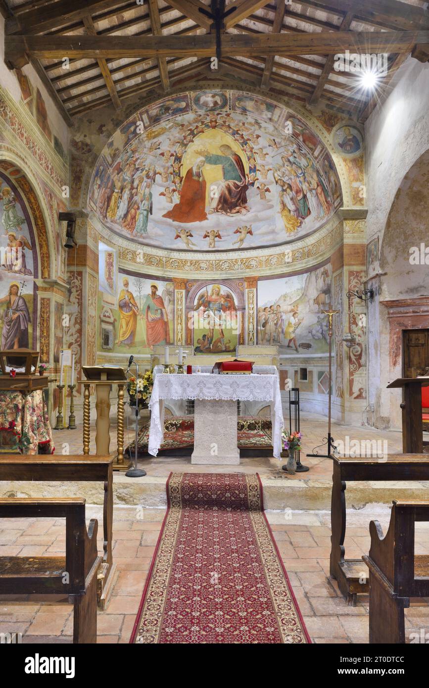 Gavelli, Fraktion von Sant'Anatolia di Narco (Italien, Umbrien, Valnerina - Provinz Perugia), Kirche San Michele Arcangelo Stockfoto