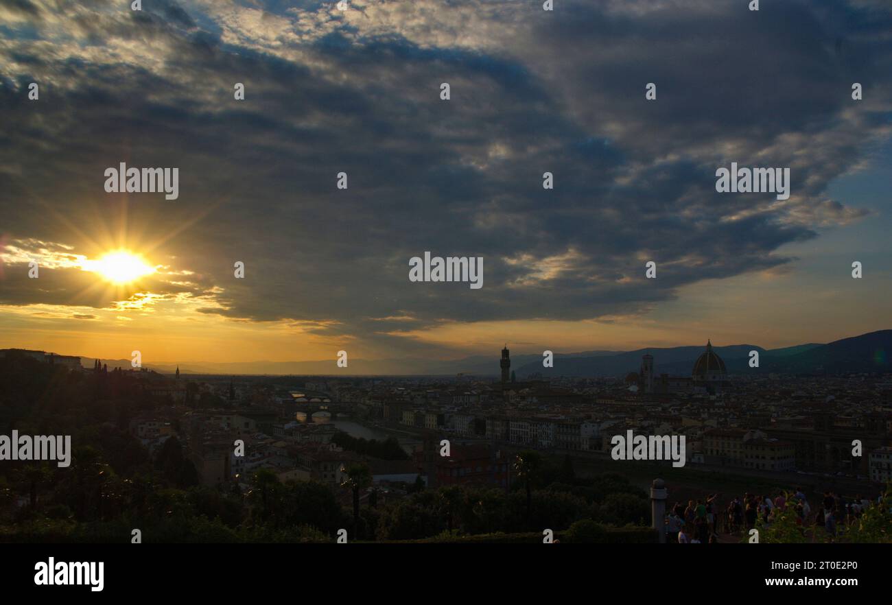 tramonto sulla città di Firenze Stockfoto