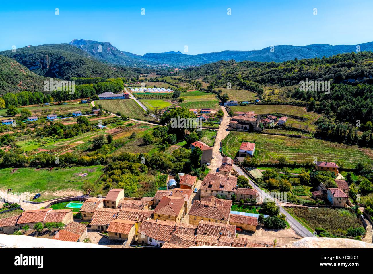 Blick auf die spanische Landschaft von Frias, Burgos Provinz Kastilien und Leon, Spanien Stockfoto