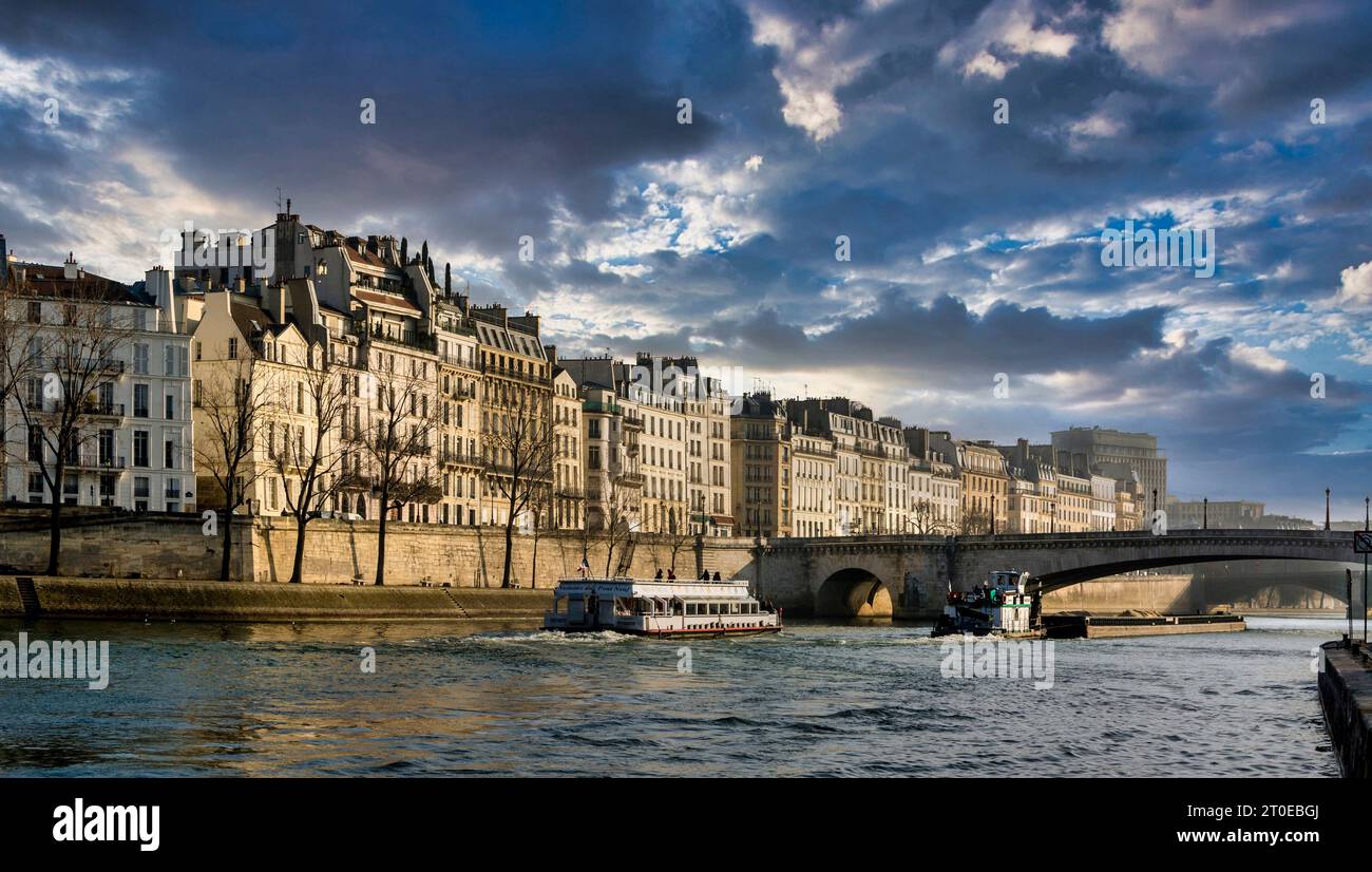 Paris. Fassaden von Gebäuden am seine-Ufer. Ile de France. Frankreich Stockfoto