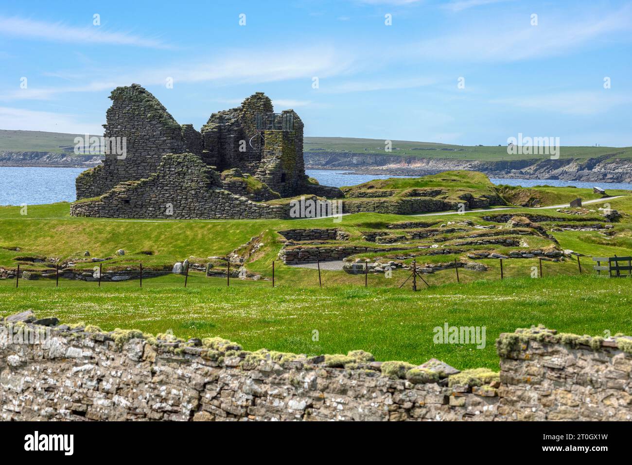 Jarlshof ist eine prähistorische Siedlung in Sumburgh, Shetland Islands, Schottland. Stockfoto