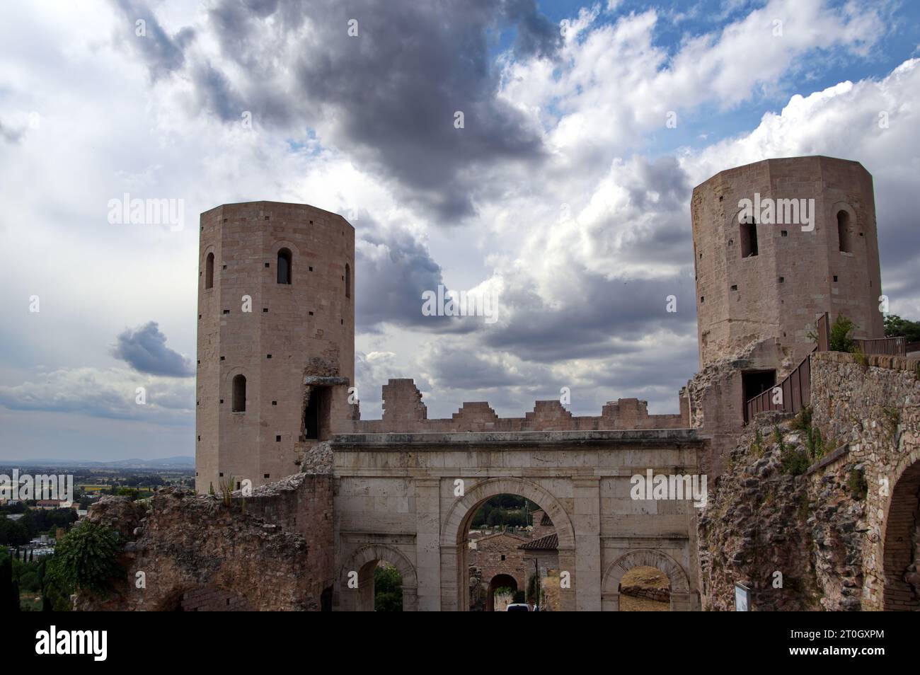 antica torre di guardia di una delle porte delle mura di Spello Stockfoto