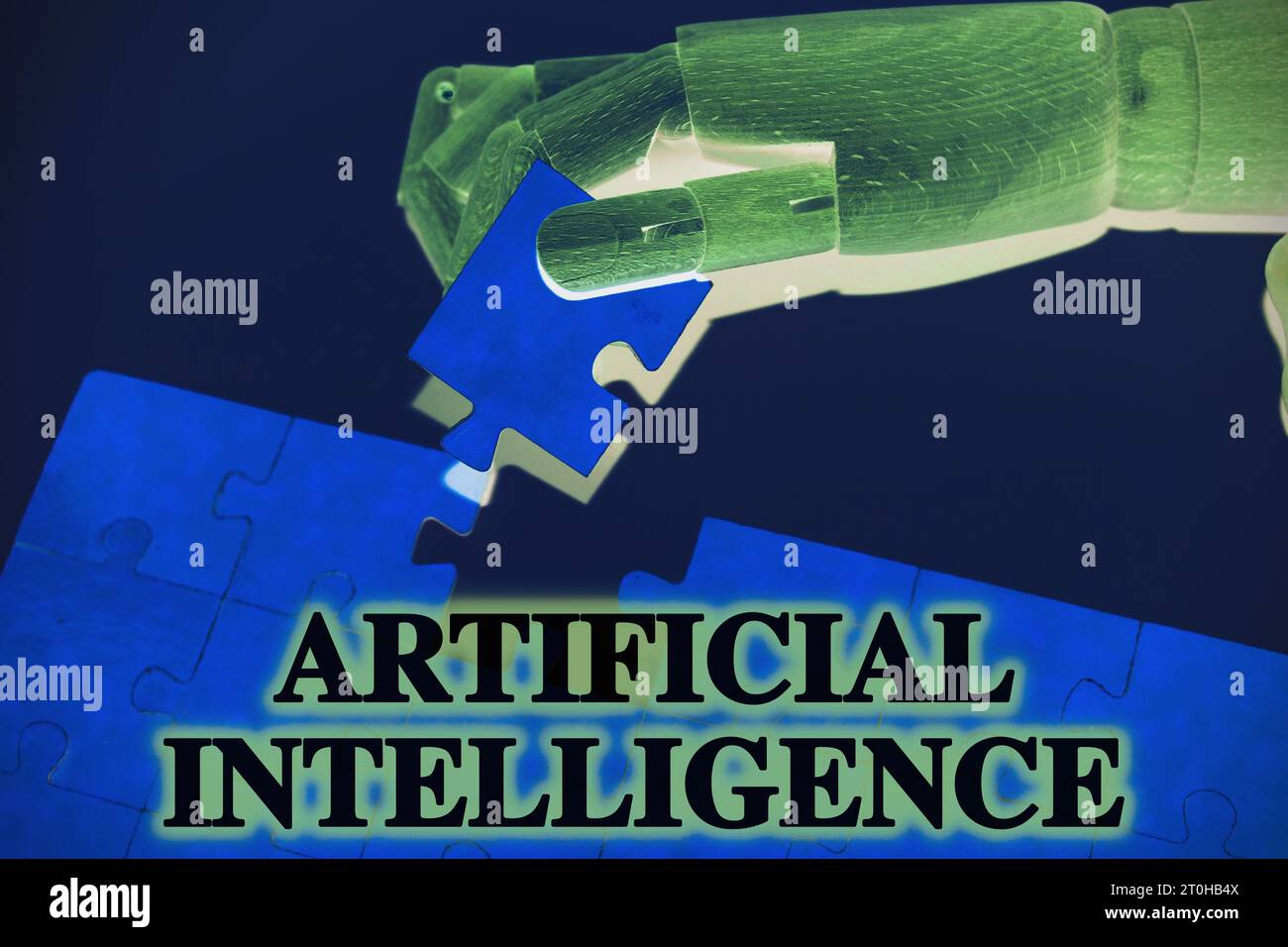 Technologie- und Mitarbeiterkonzept man nutzt KI zur Unterstützung der Arbeit, KI-Lernen und künstliche Intelligenz-Konzept. Business, moderne Technologie, Internet und Netz Stockfoto